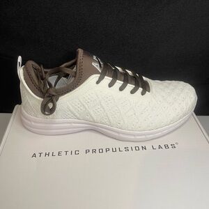 BNIB | APL Women’s Techloom Phantom White/Chocolate Sneakers, size 7.5